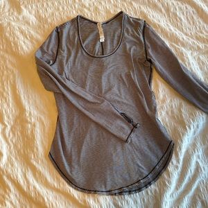 Love tee long sleeve